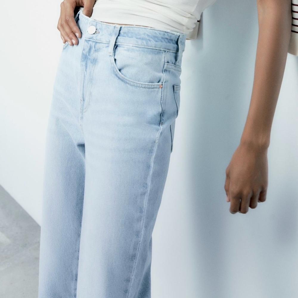 Zara Z1975 HIGH-RISE STRAIGHT JEANS light wash - Picture 4 of 14